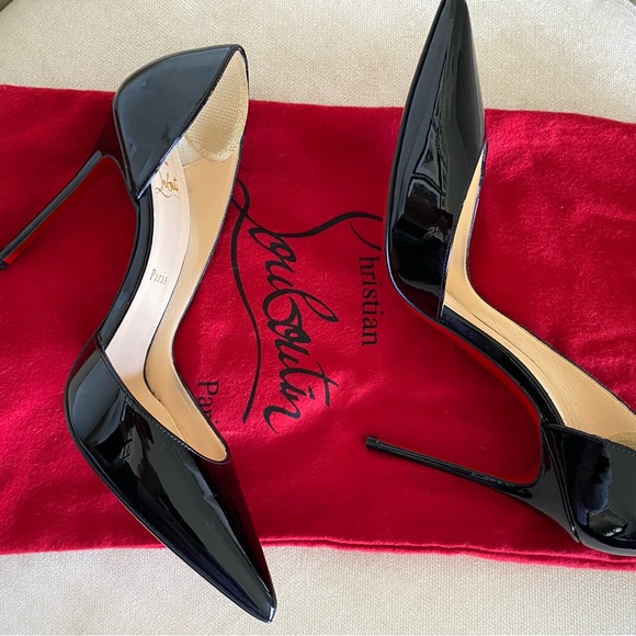 Christian Louboutin's half d'Orsay Iriza Pumps - Picture 3 of 7